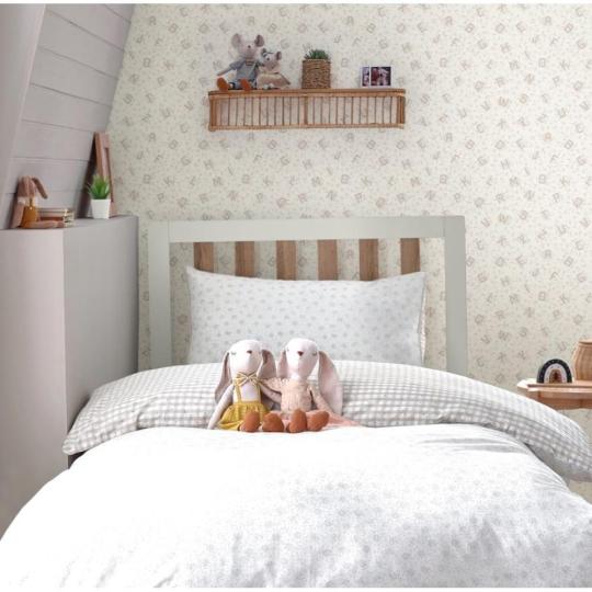 betumintas levelmintas gyerekszoba tapeta natur pasztel vilagosszurke vintage farmhouse stilus tanuloszoba eloter iskola dekoracio.jpg